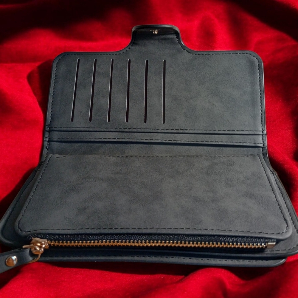 Mickey & Minnie Forever Lovely Wallet NWOT Black - Picture 7 of 7